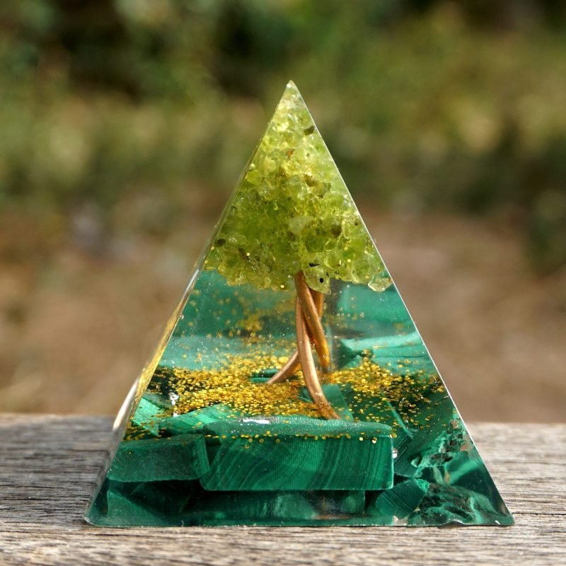 Orgonite Arbre de Vie - Péridot et Malachite - Orgonite Pyramide - Yogazen