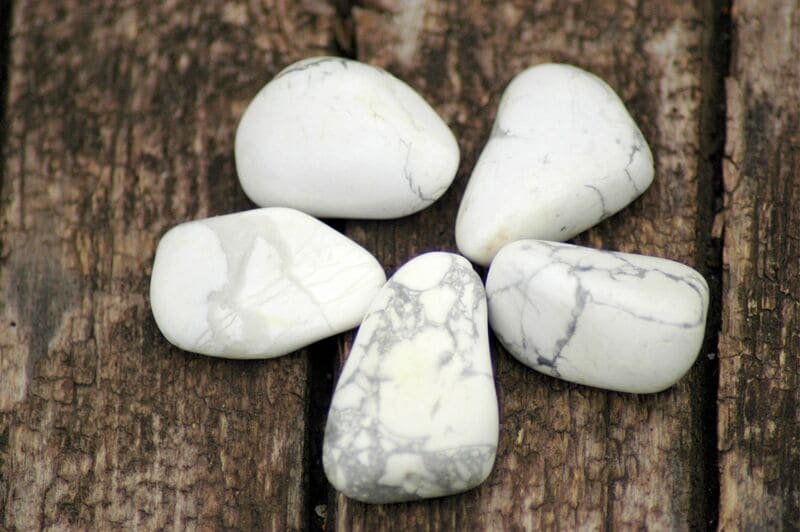PIERRE HOWLITE - - Yogazen