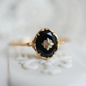 Bague Or en Onyx Noir pour Femme - Bague Onyx - Yogazen