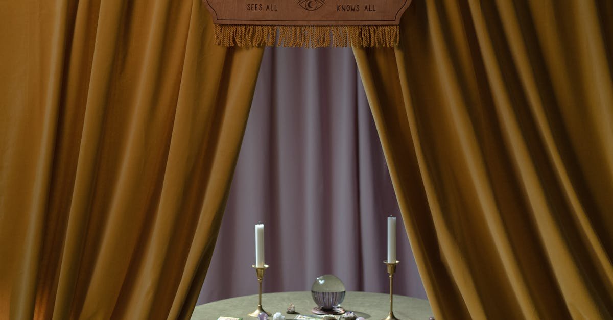 découvrez l'art de la cartomancie et des révélations mystiques avec des experts en voyance. plongez dans le monde de la divination et obtenez des réponses à vos questions grâce à des lectures de tarot précises et inspirantes.